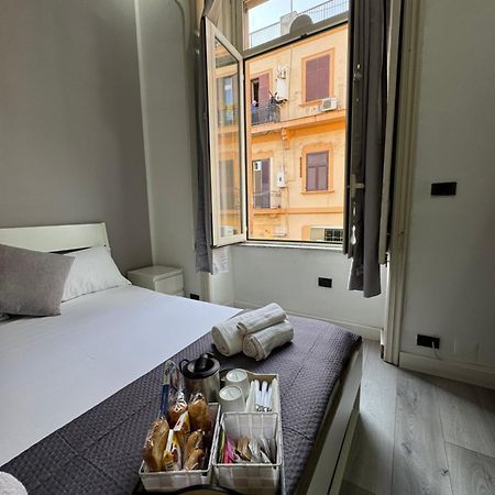 B&B San Ferdinando Napoli Bagian luar foto