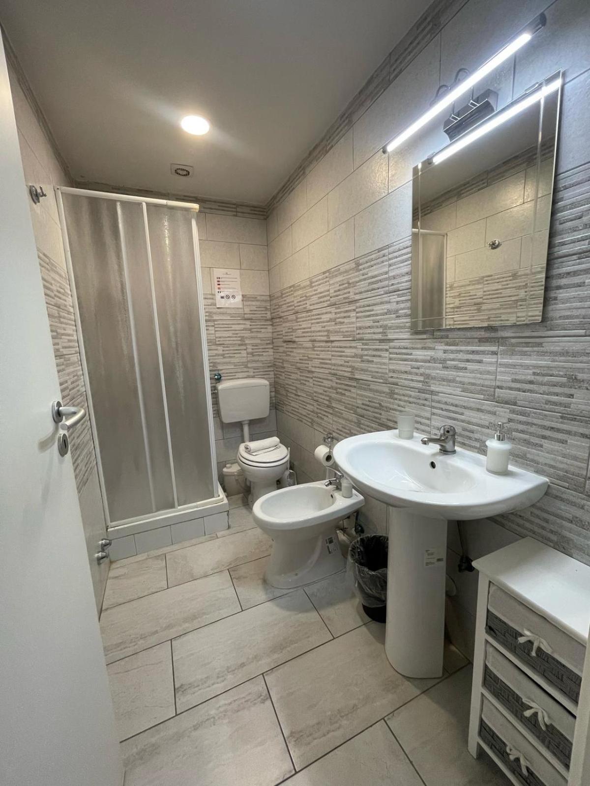 B&B San Ferdinando Napoli Bagian luar foto